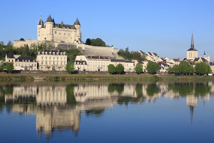 De SAUMUR à MONTREUIL-BELLAY en 1 jour
