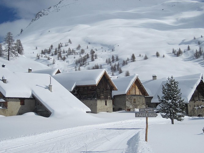 Le Fonts de Cervières con le racchette da neve