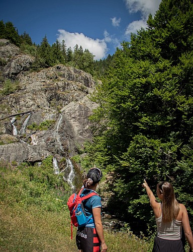 The waterfall - 4 km - Green level_Alpe Du Grand Serre