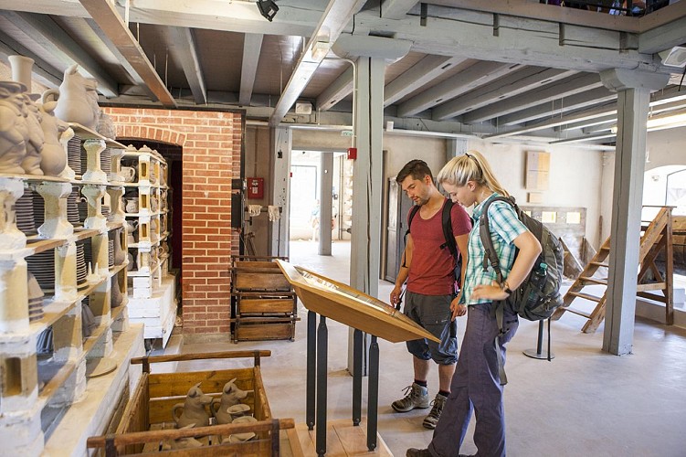 Musée des Techniques Faïencières - Sarreguemines