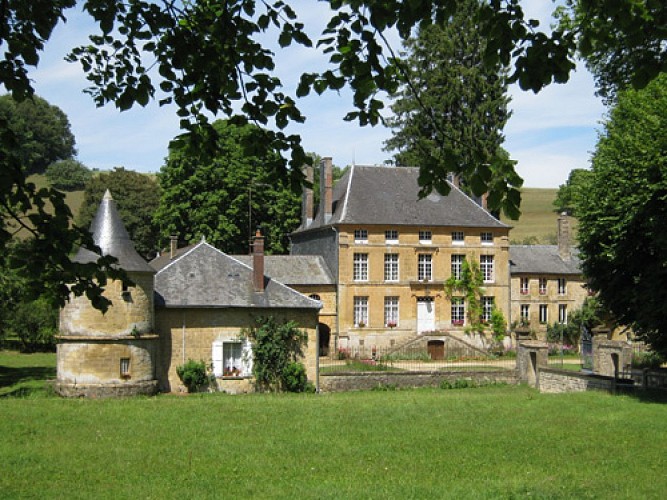 Escapades sur les Crêtes VTT N°3 - La boucle des châteaux (Guignicourt-sur-Vence - 17,7km)