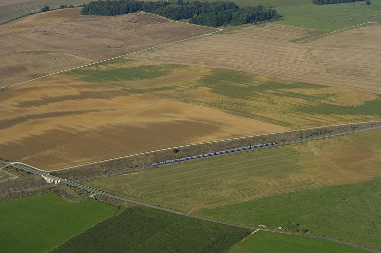 La Meuse sans voiture au départ de la Gare Meuse TGV