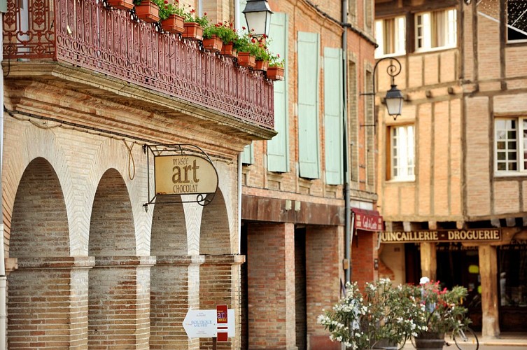 Arcades de Lisle sur Tarn