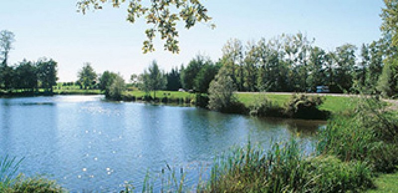 Lac de Divonne les Bains