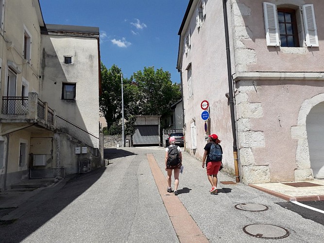 Hiking: Le Creux de l'Envers
