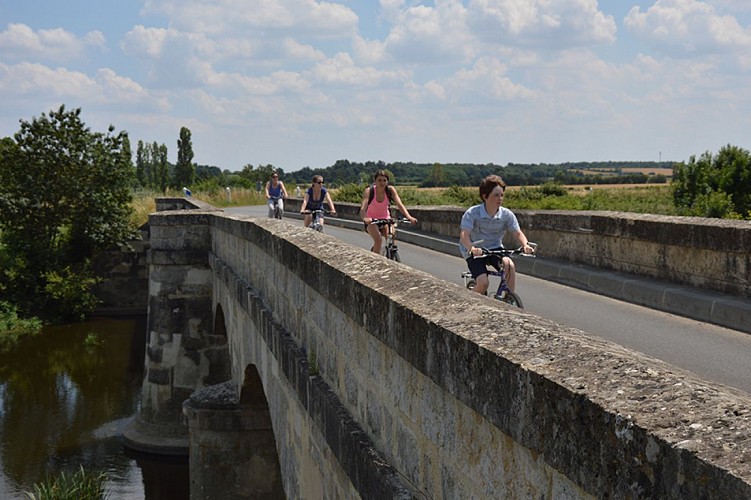 Le Thouet à vélo