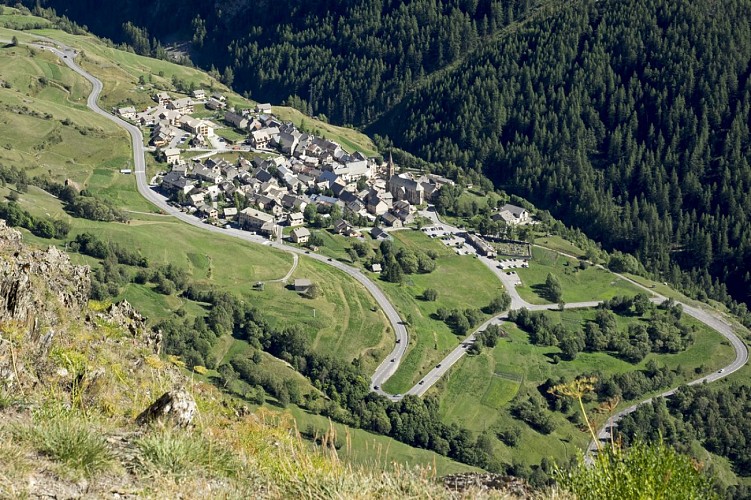 Villar d'Arène vue de l'Aiguillon