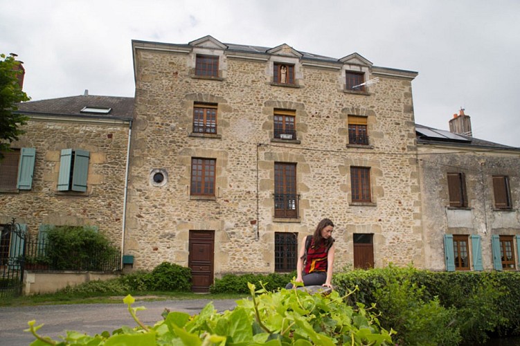 La forêt de Lancosme - Pause au moulin de Chézeaux