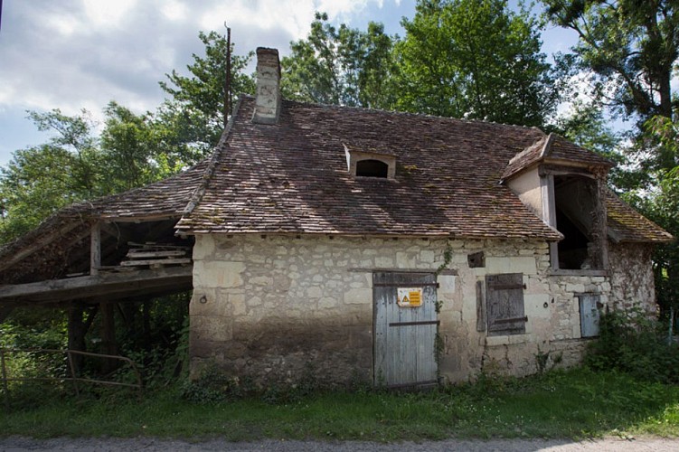 Balade entre la Claise et le Chambon - Ancien moulin en bord de Claise