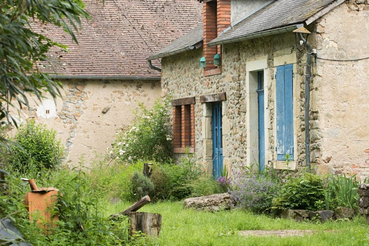 La vallée de l'Abloux et ses forges - Maison dans la vallée