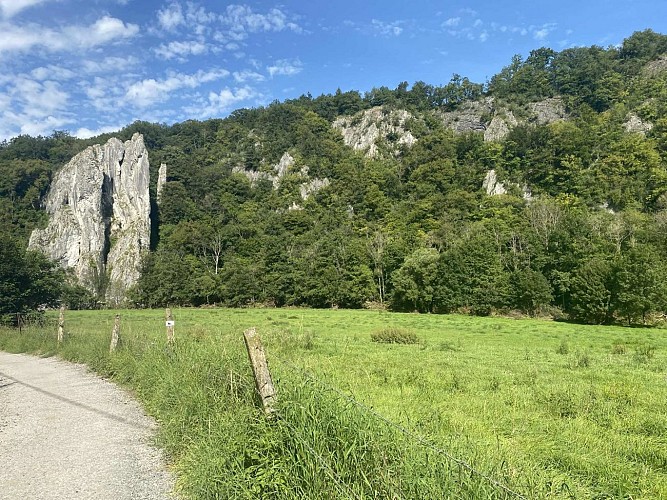 8266a7b1-a891-4dee-ab59-885253bc1933