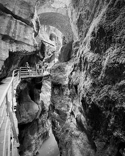 Traversée des Gorges du Fier