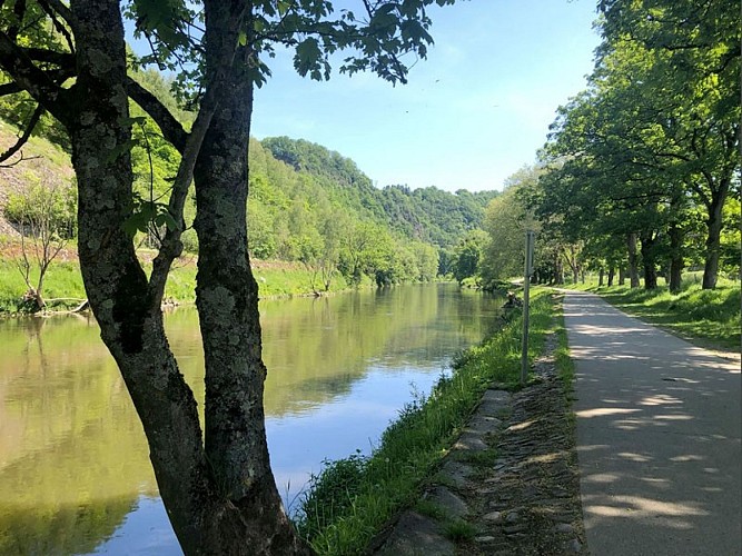 Fahrrad–Zug & Landschaften - Das Ourthe-Tal