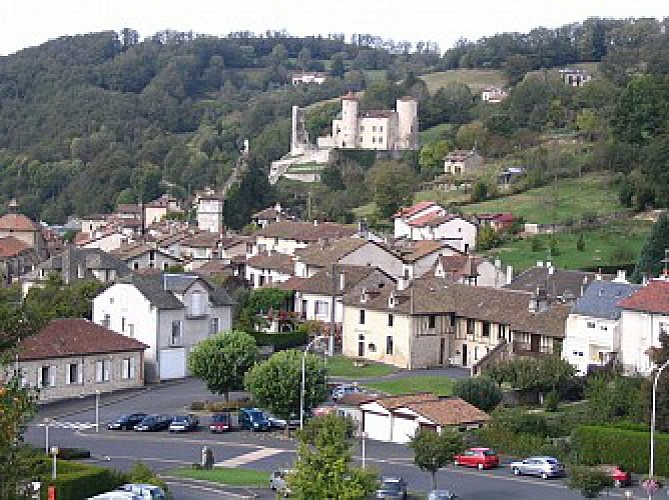 A la découverte des cités médiévales : Laroquebrou