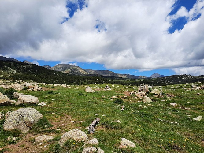 Vue sur le Carlit et les Pérics
