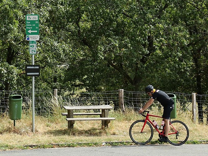 Cycling and hiking tours - The mythical hill