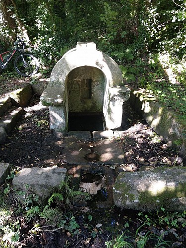 Decouverte de l arriere pays du camping gcu Landrellec