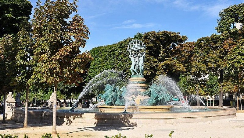 清新回归本源：巴黎的喷泉