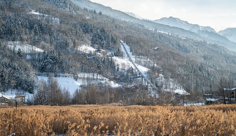 Bourg St Maurice to Seez via Les Marais park