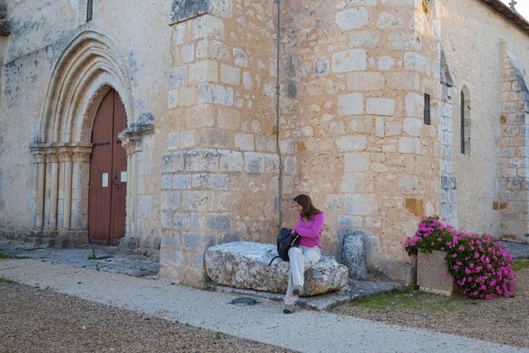 Le Suin, du calcaire à l'argile - Au départ de l'église