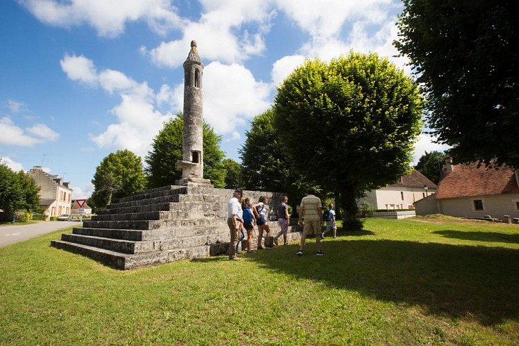 Des bords d'étangs au bord de Creuse - Lanterne des morts