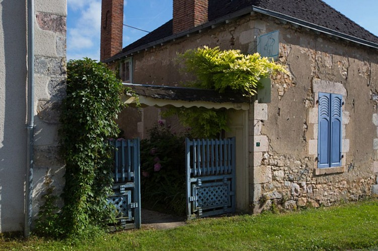 Rive gauche, rive droite - Petite maison sur le coteau