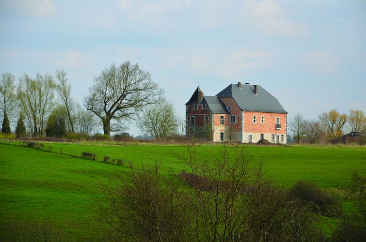 Randonnée à Sivry-Rance, Chateau de Montbliart