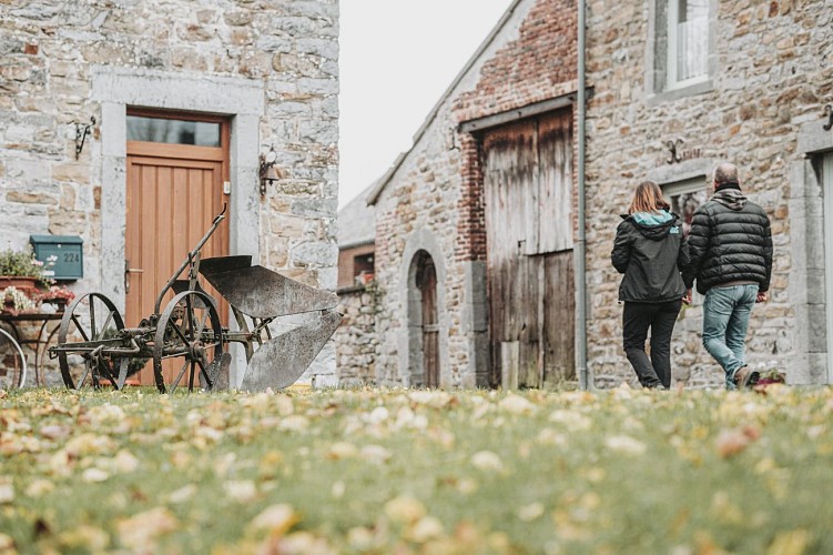 Walk in the village in Florennes