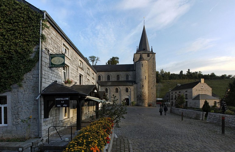 CELLES Copyright Mark Rossignol (6)