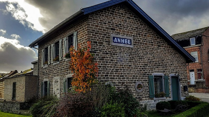 Anhée fermes du plateau 22 ou Meuse et Molignée