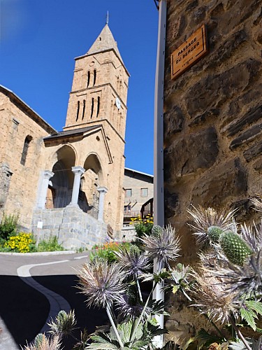 The letter carrier's path_La Grave