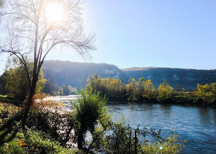 Les Eyzies en automne- Bords de Vézère