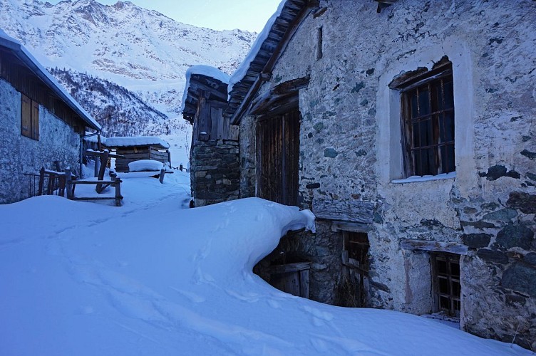 Eiskaskade von der Pont Baudin (Schneeschuhwandern oder/und Wandern)