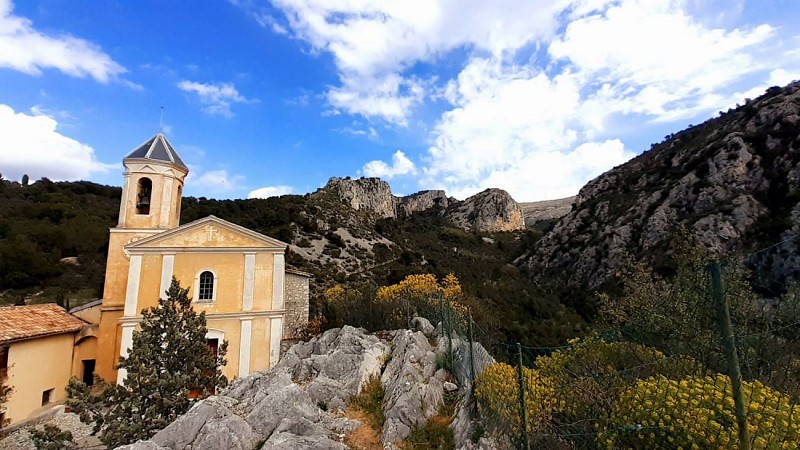 Eglise de Peillon et Vallon de Galambert
