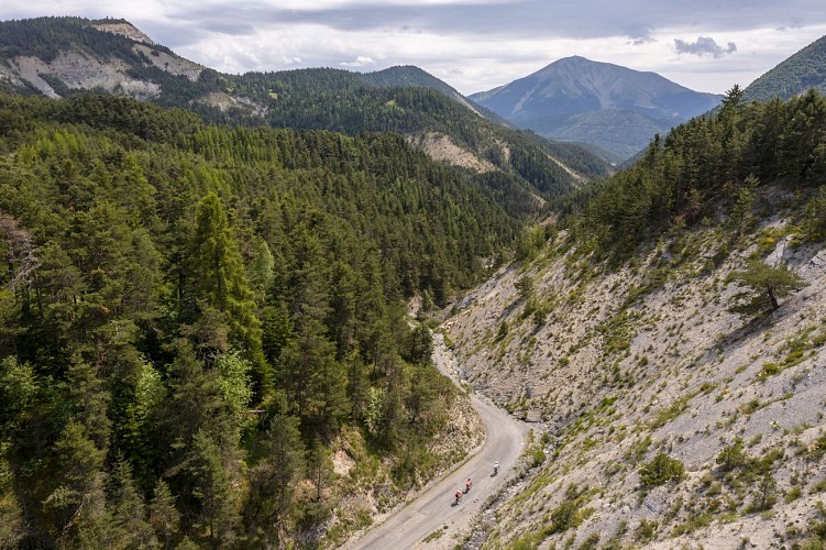 Montée du Col du Fanget par Auzet_Auzet