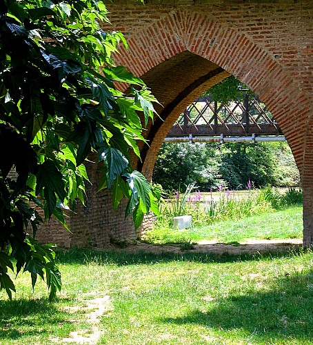 Pont de Save-Grenade_800x600-credit-OTHautsTolosans (1)