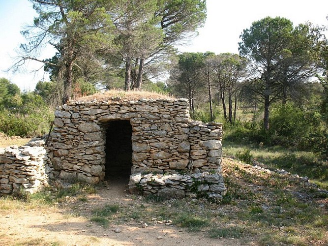 Les capitelles - Le Ruisseau de la garrigue