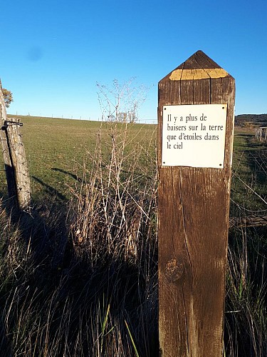 The Poetry Trail (Le sentier en poésie)