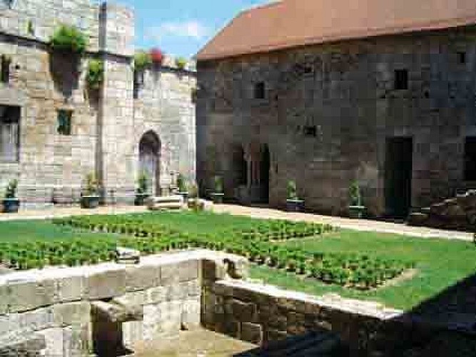 Chemin de César au monastère Grandmontain
