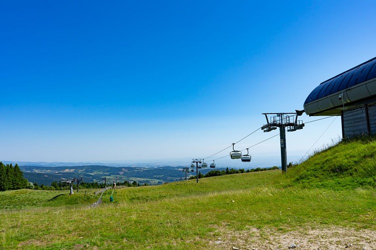 N° 56 - Le télésiège - Espace VTT-FFC Massif des Bois Noirs