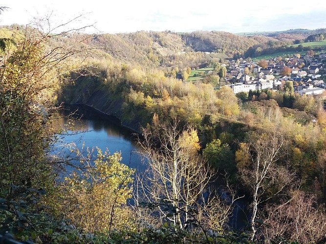 VTT2 Panorama de Poulseur vu de Monfort