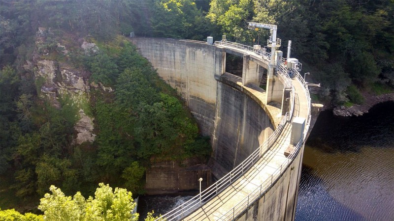 Barrage - Saint-Pantaléon de Lapleau_5