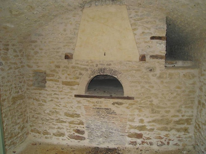 circuit "Entre rivière et Vieilles pierres"