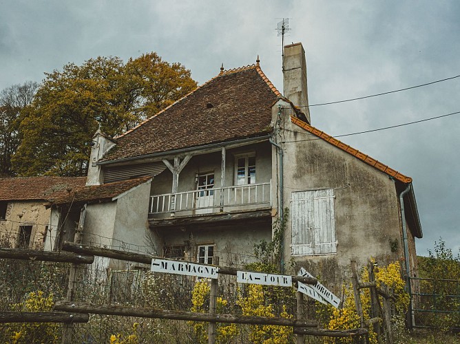 Tour du bourdeau