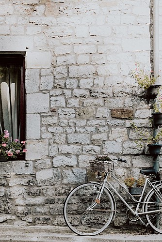 Maison en pierre à Froidchapelle