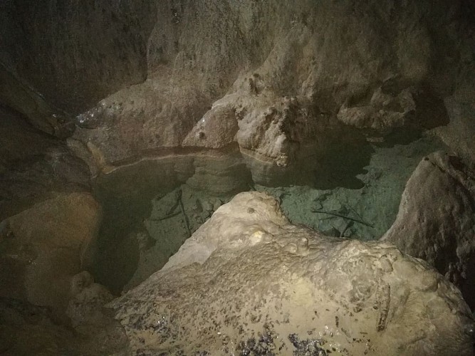 Grotte de Méailles