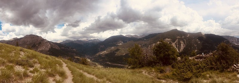 Vue panoramique depuis la Croix du Puy Villars Colmars