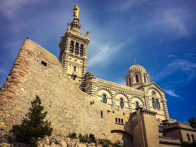 A walk through Vauban's travioles from Notre-Dame de la Garde