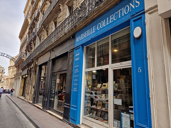 Bouquinistes Antiquaires