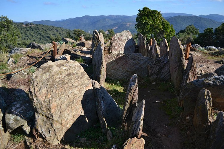 The Gaoutabry dolmen - circuit n°1